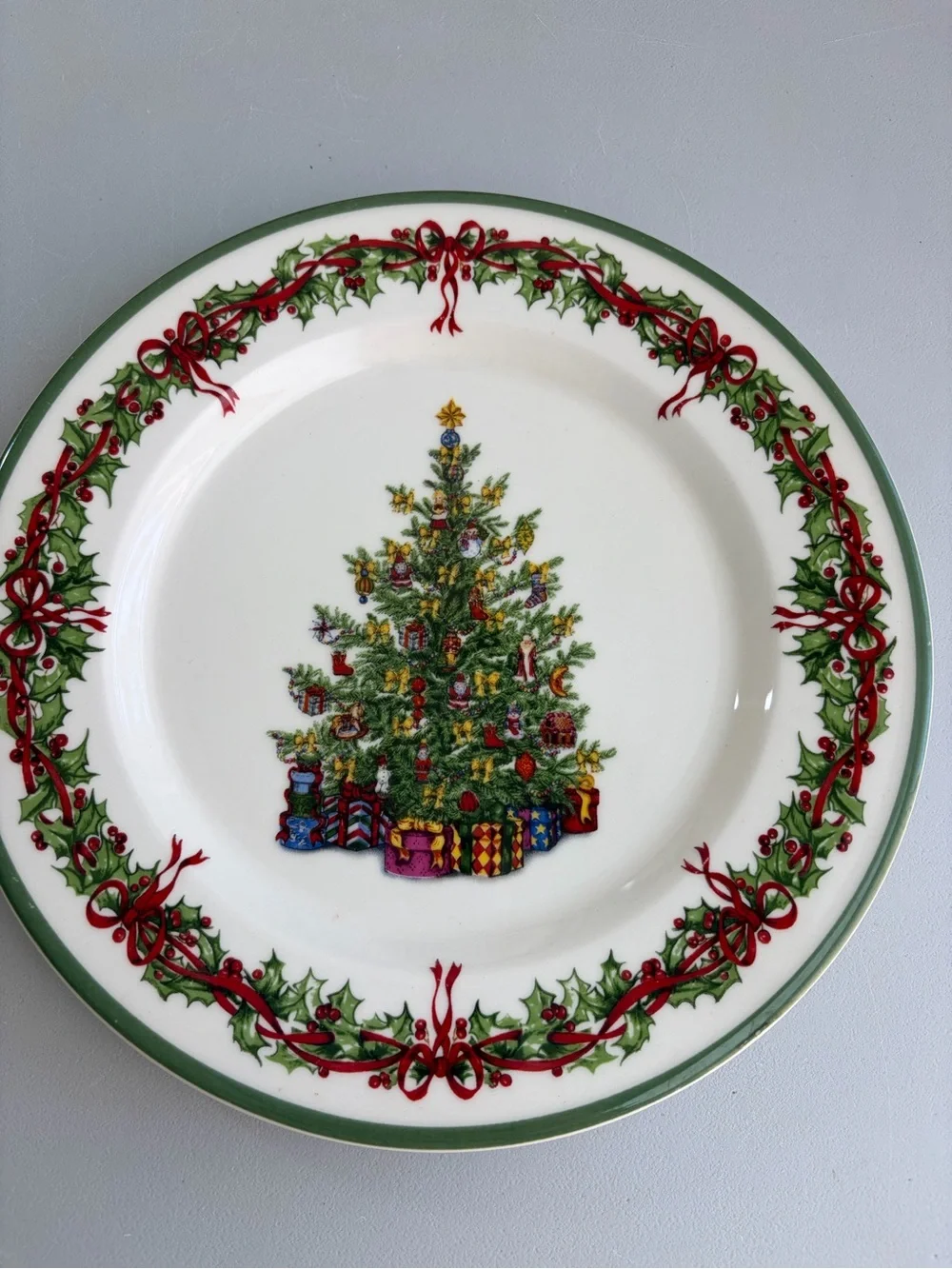 Christopher Radko Traditions Holiday Celebrations Salad Plate Set of 4 Columbia